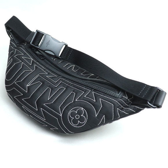 LOUIS VUITTON Louis Vuitton LV Snow Discovery Bum Bag PM Body Black M21427 IC - Picture 2 of 6